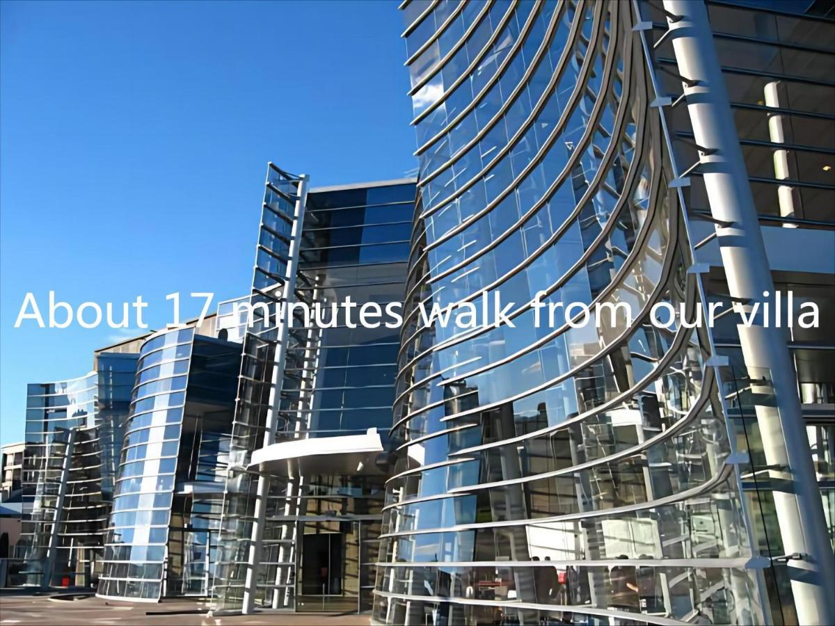 City Centre Superior Villa 3 Large Double Bedrooms Крайстчърч Екстериор снимка